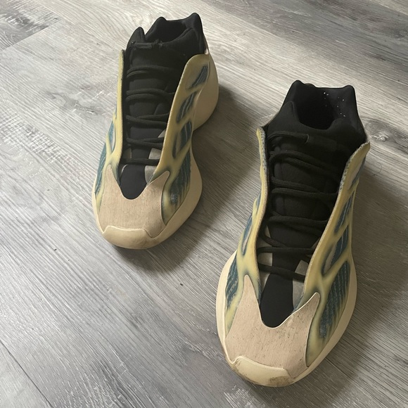 yeezy 709 v3 kyanite